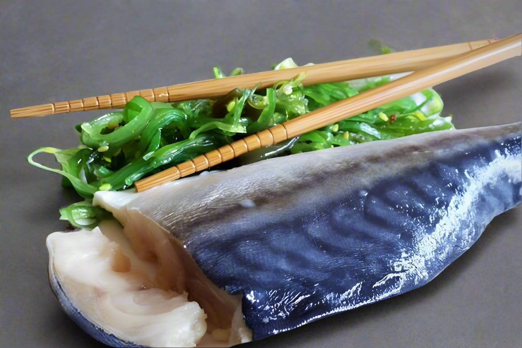 Mackerel with Chop sticks and salad